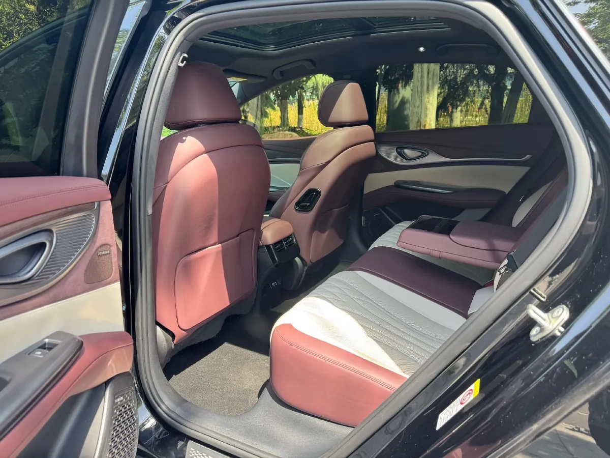 2023 BYD Seal 1.5T 139HP L4 E-CVT PHEV 17.6KWH,autocango,china used car exporter,china ev exporter,chinese used car exporter,chinese used ev exporter