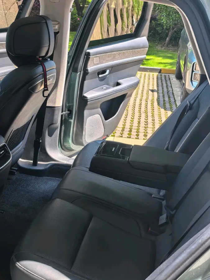 2022 JMC YuHu 7 2.0T 141HP L4 8AT,autocango,china used car exporter,china ev exporter,chinese used car exporter,chinese used ev exporter