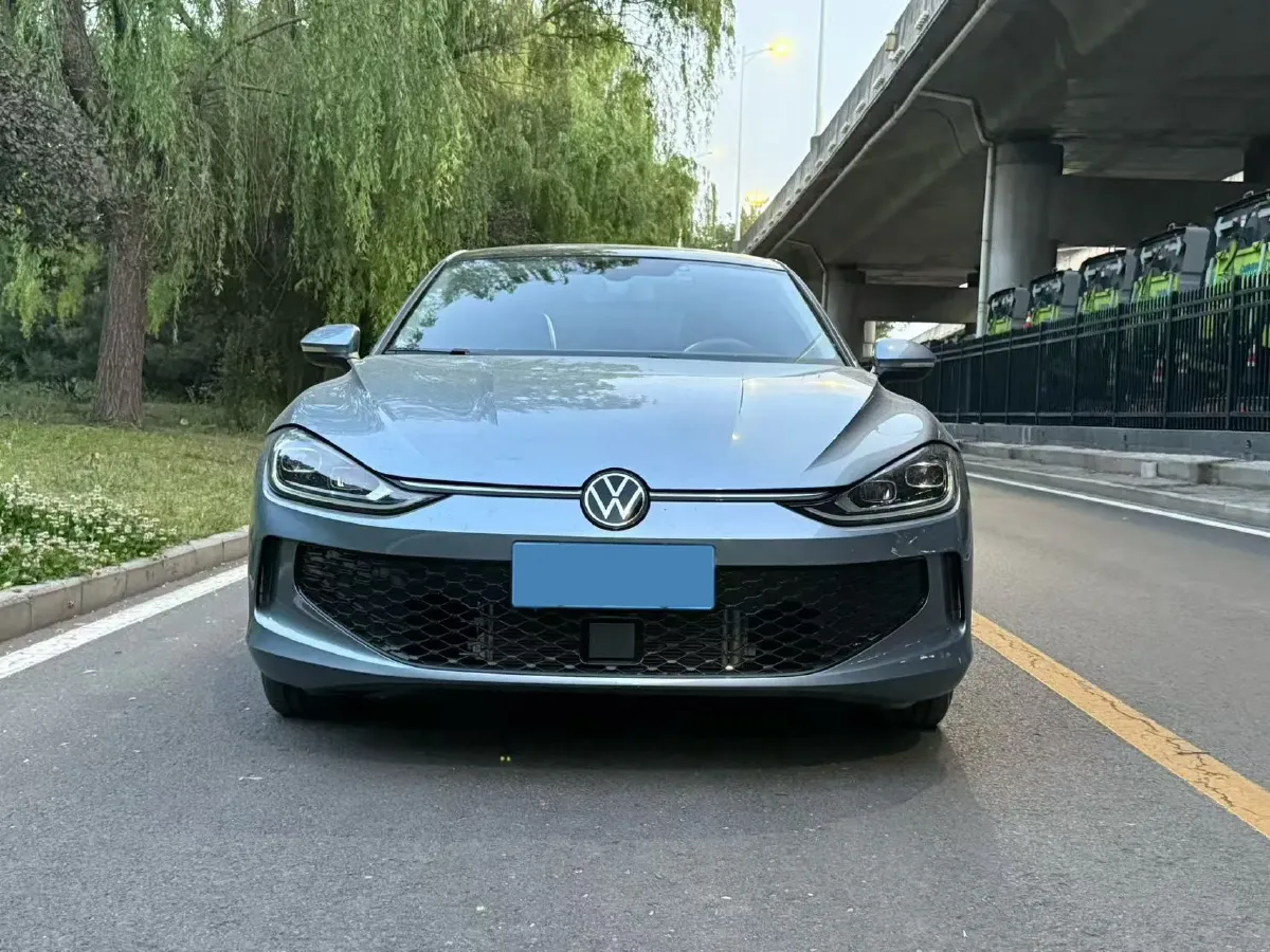 2023 Volkswagen Lamando 1.4T 150HP L4 7DCT,autocango,china used car exporter,china ev exporter,chinese used car exporter,chinese used ev exporter