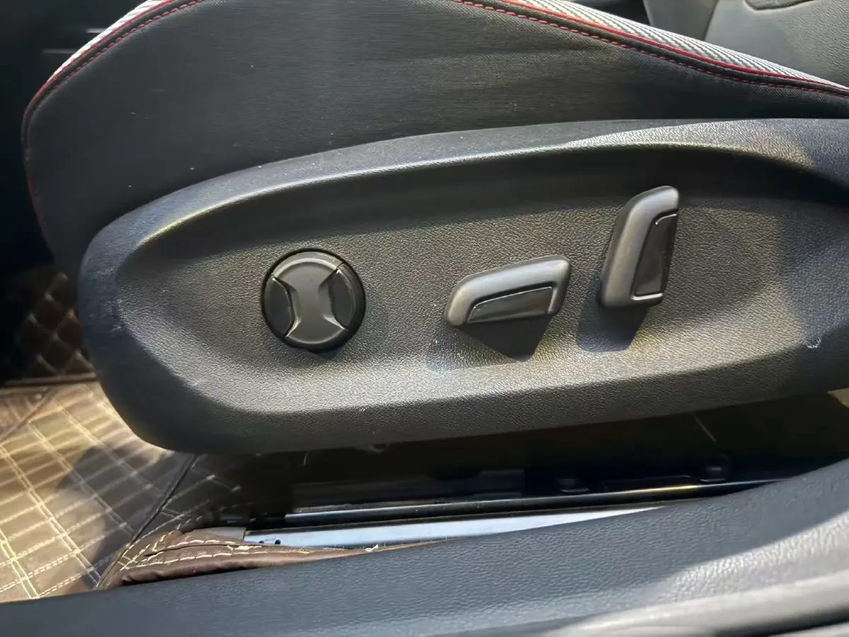 2023 Volkswagen Lamando 1.4T 150HP L4 7DCT,autocango,china used car exporter,china ev exporter,chinese used car exporter,chinese used ev exporter