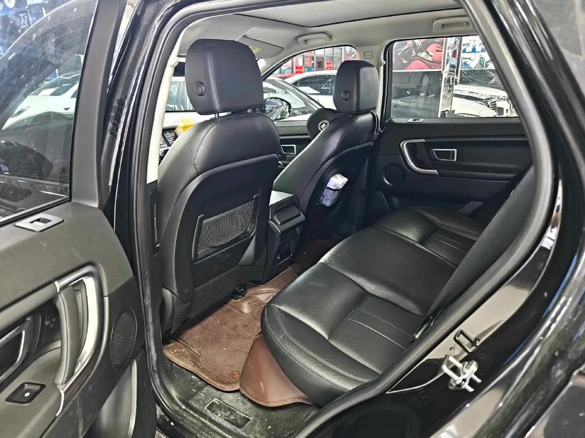 2018 Land Rover Discovery Sport 2.0T 241HP L4 9AT,autocango,china used car exporter,china ev exporter,chinese used car exporter,chinese used ev exporter