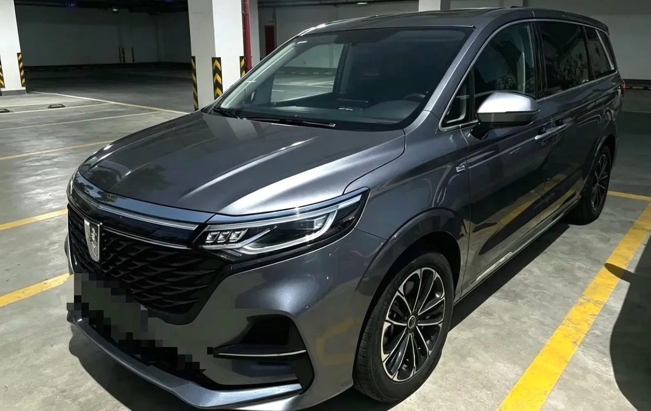2022 Roewe iMAX8 2.0T 234HP L4 8AT,autocango,china used car exporter,china ev exporter,chinese used car exporter,chinese used ev exporter
