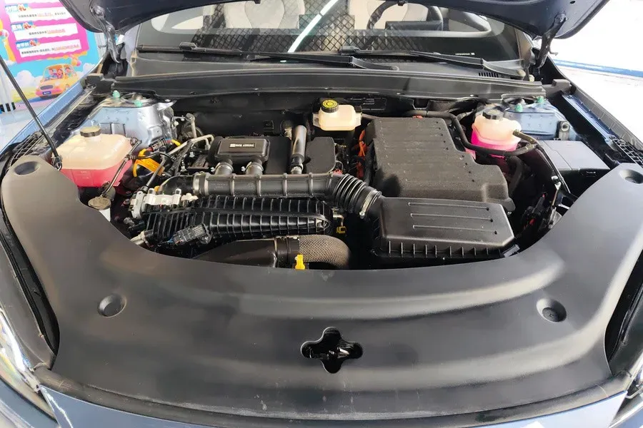 2025 BYD Seal05 DM-i 1.5L 101HP L4 E-CVT PHEV 7.68KWH,autocango,china used car exporter,china ev exporter,chinese used car exporter,chinese used ev exporter