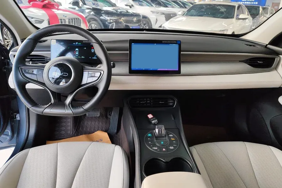 2025 BYD Seal05 DM-i 1.5L 101HP L4 E-CVT PHEV 7.68KWH,autocango,china used car exporter,china ev exporter,chinese used car exporter,chinese used ev exporter