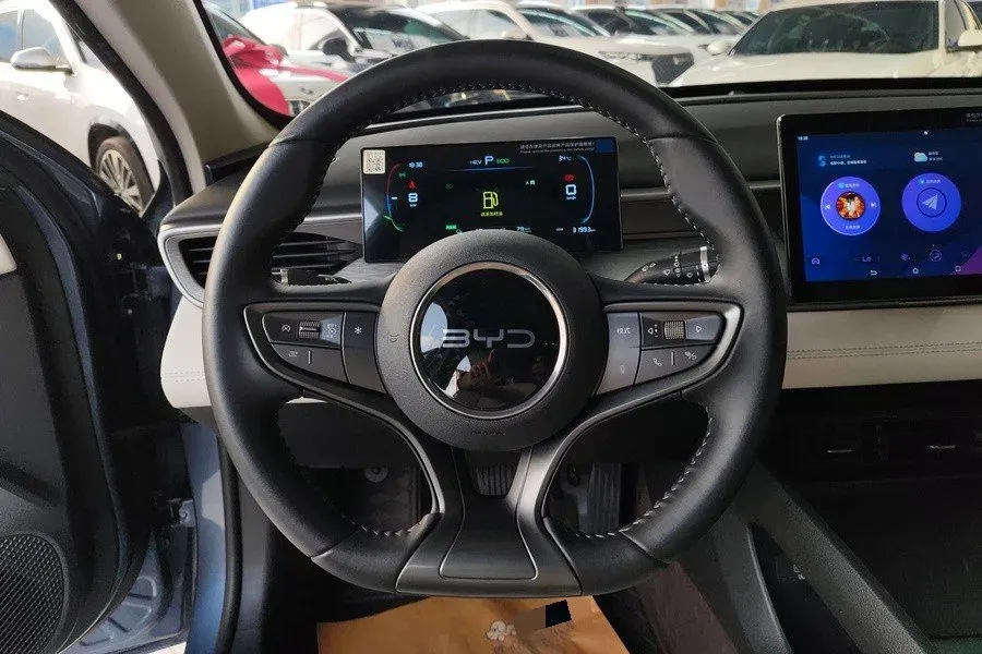 2025 BYD Seal05 DM-i 1.5L 101HP L4 E-CVT PHEV 7.68KWH,autocango,china used car exporter,china ev exporter,chinese used car exporter,chinese used ev exporter