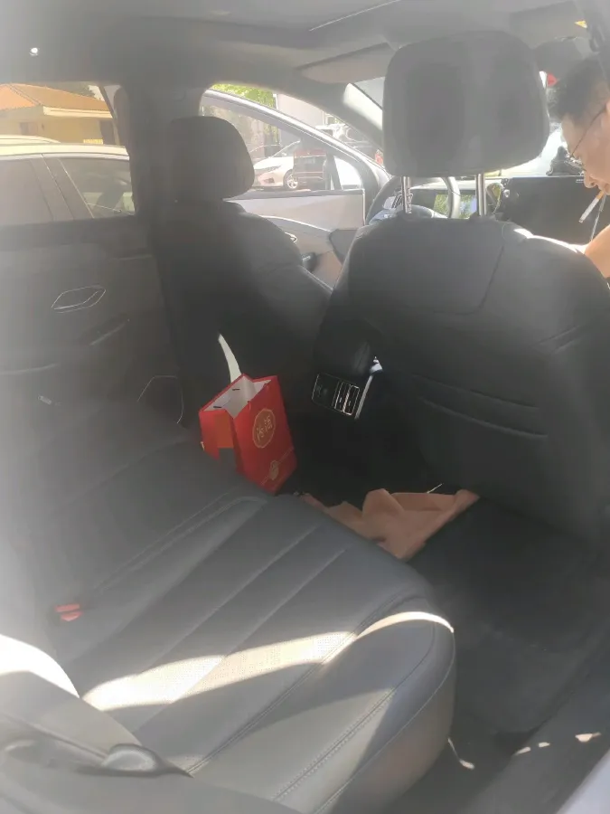 2025 BYD SongL DM-i 1.5L 101HP L4 E-CVT PHEV 18.3KWH,autocango,china used car exporter,china ev exporter,chinese used car exporter,chinese used ev exporter