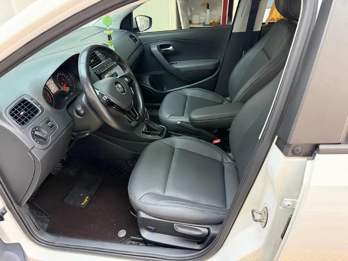 2018 Chery Tiggo 7 1.5T 156HP L4 6DCT,autocango,china used car exporter,china ev exporter,chinese used car exporter,chinese used ev exporter