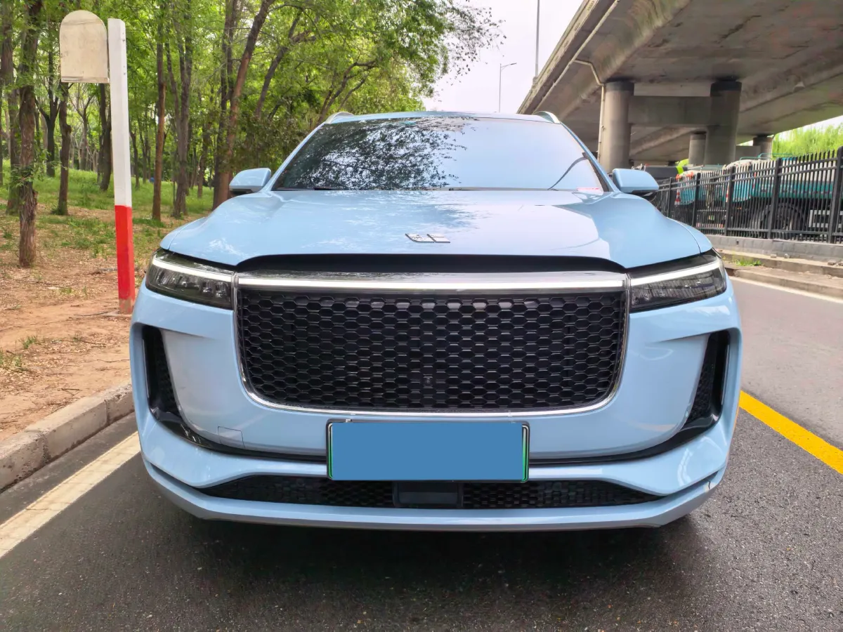 2020 Li ONE Range Extended 131HP REEV 40.5KWH,autocango,china used car exporter,china ev exporter,chinese used car exporter,chinese used ev exporter