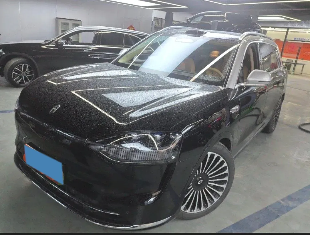 2025 AITO AITO M9 REEV 160HP REEV 52KWH,autocango,china used car exporter,china ev exporter,chinese used car exporter,chinese used ev exporter