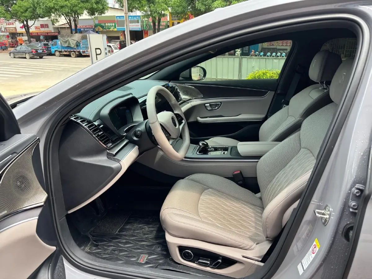 2025 BYD Han 1.5T 156HP L4 E-CVT PHEV,autocango,china used car exporter,china ev exporter,chinese used car exporter,chinese used ev exporter