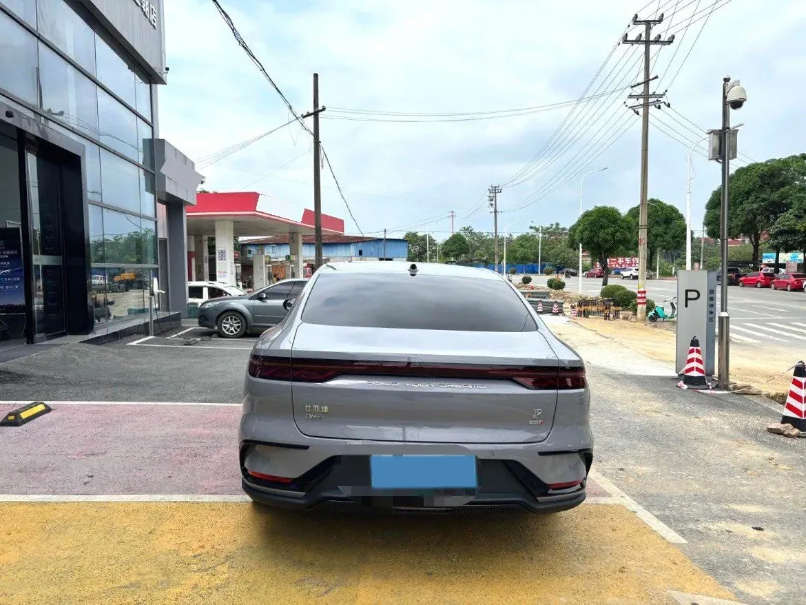 2025 BYD Han 1.5T 156HP L4 E-CVT PHEV,autocango,china used car exporter,china ev exporter,chinese used car exporter,chinese used ev exporter