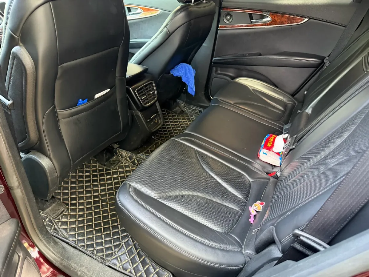 2021 Lincoln Nautilus 2.0T 245HP L4 8AT,autocango,china used car exporter,china ev exporter,chinese used car exporter,chinese used ev exporter