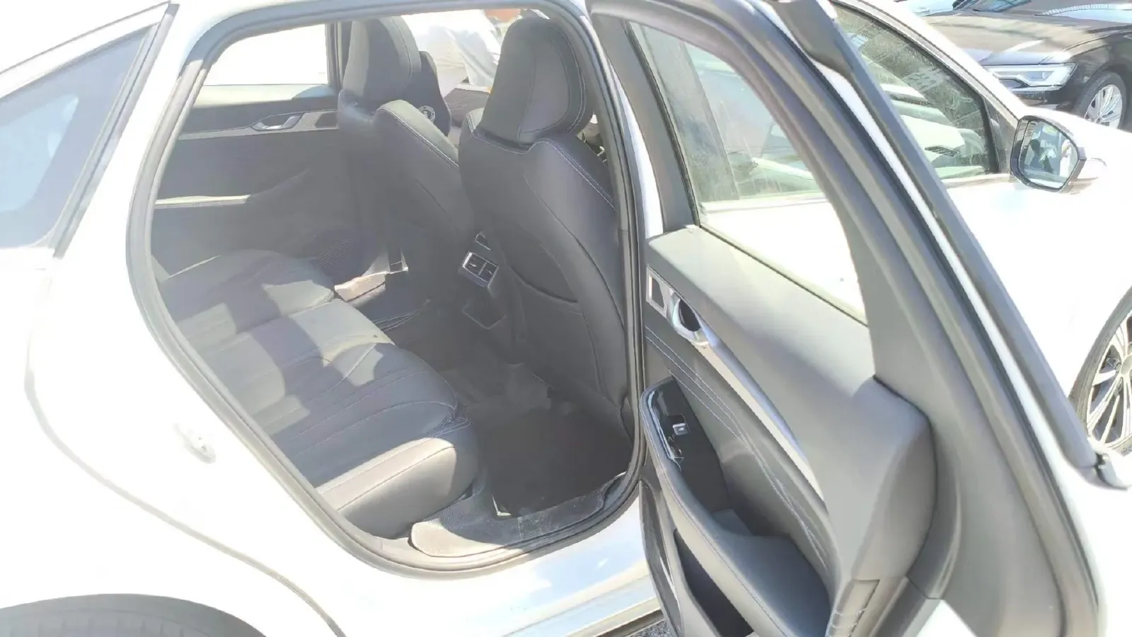 2025 Geely Preface 1.5T 181HP L4 7DCT,autocango,china used car exporter,china ev exporter,chinese used car exporter,chinese used ev exporter