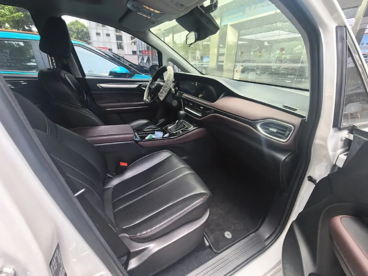 2023 GAC Trumpchi M6 1.5T 177HP L4 7DCT,autocango,china used car exporter,china ev exporter,chinese used car exporter,chinese used ev exporter