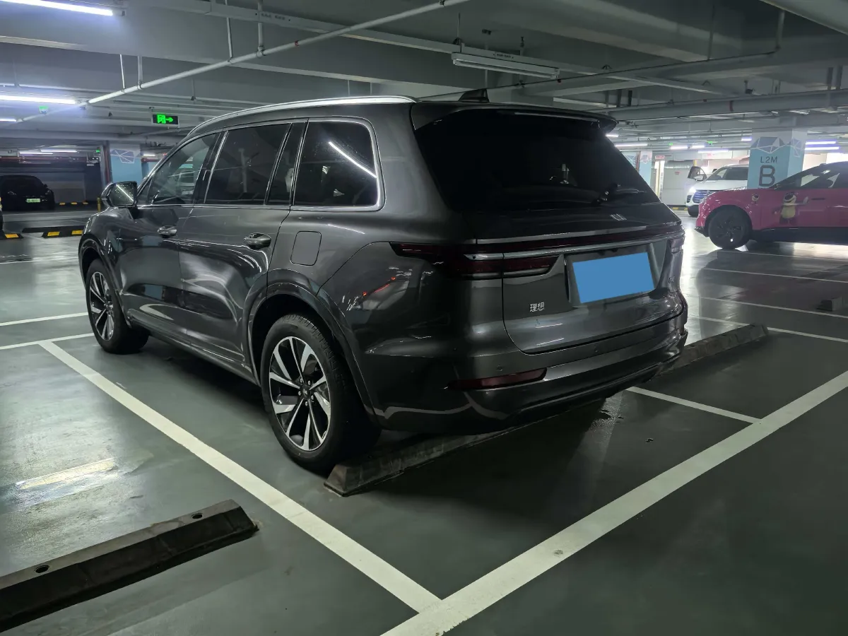 2021 Li ONE Range Extended 131HP REEV 40.5KWH,autocango,china used car exporter,china ev exporter,chinese used car exporter,chinese used ev exporter