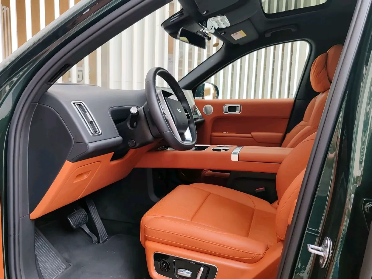 2024 Li L9 Range Extended 154HP REEV 52.3KWH,autocango,china used car exporter,china ev exporter,chinese used car exporter,chinese used ev exporter