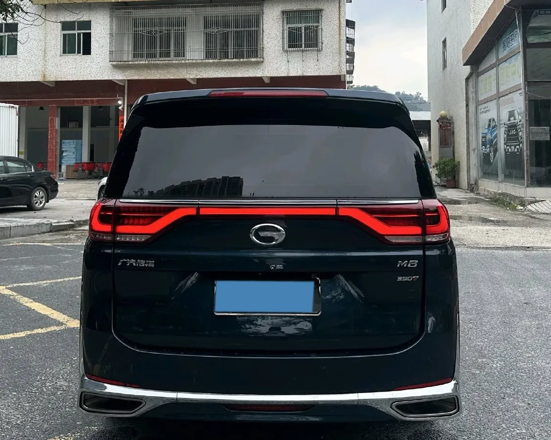 2021 GAC Trumpchi M8 2.0T 252HP L4 8AT,autocango,china used car exporter,china ev exporter,chinese used car exporter,chinese used ev exporter