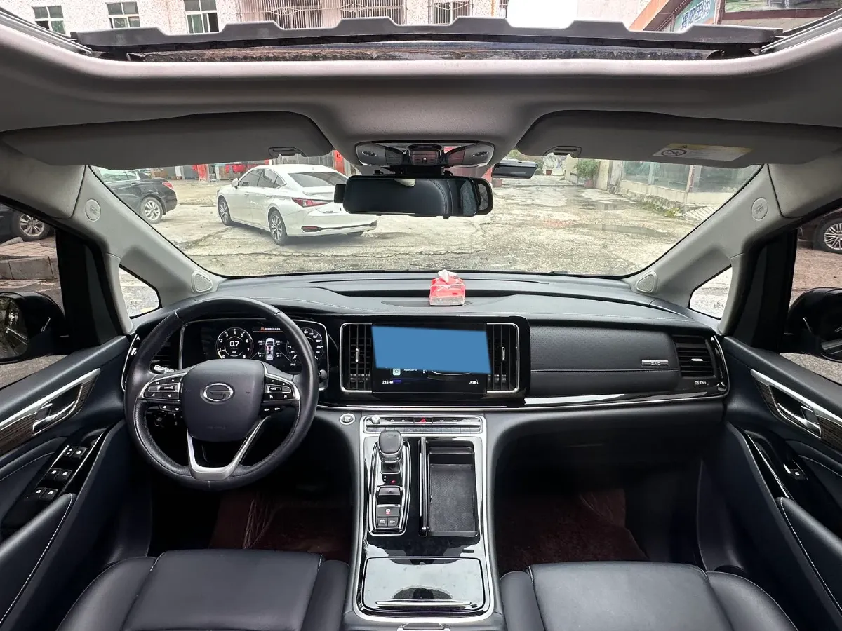 2021 GAC Trumpchi M8 2.0T 252HP L4 8AT,autocango,china used car exporter,china ev exporter,chinese used car exporter,chinese used ev exporter