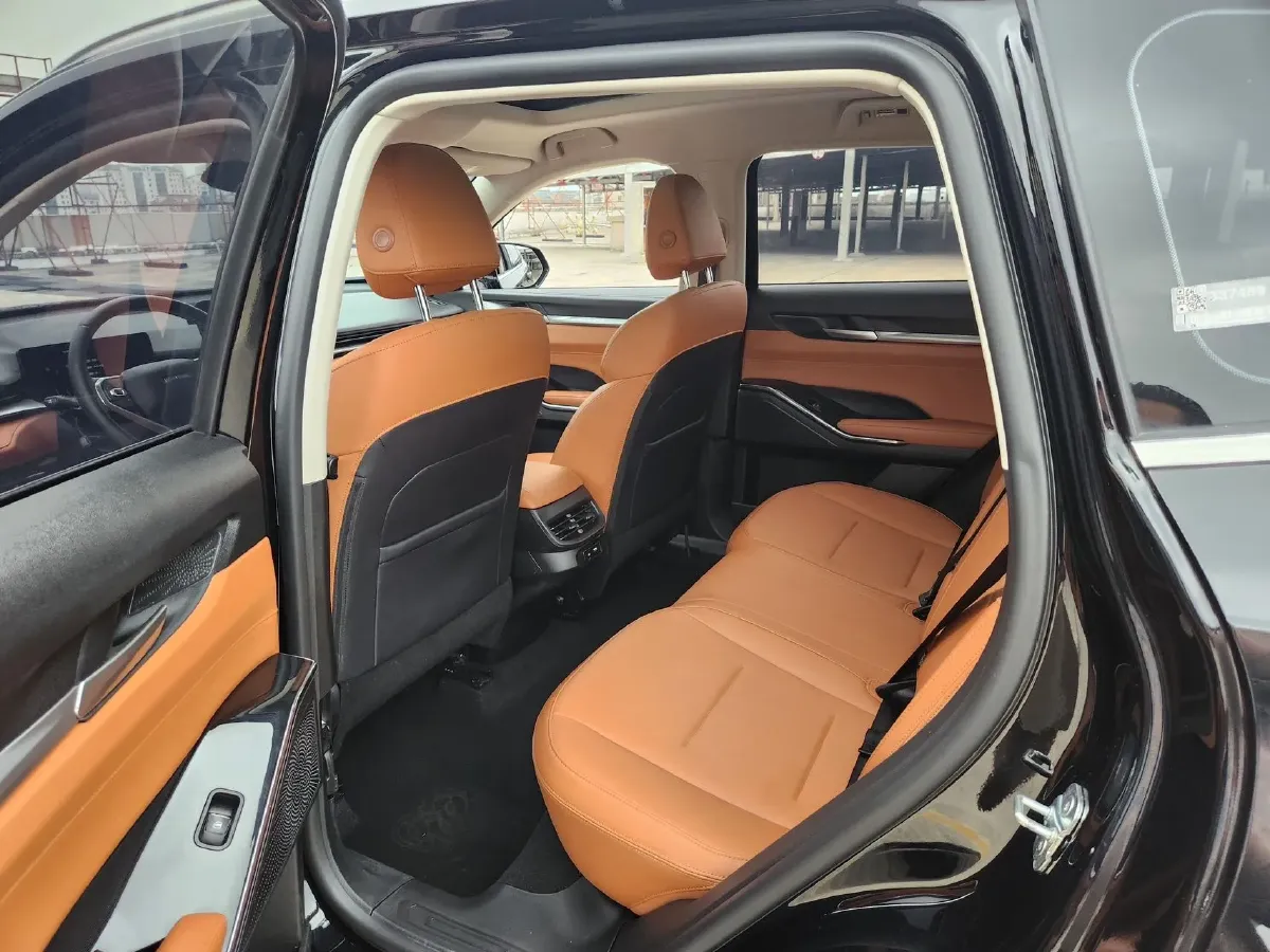 2024 Haval H6 1.5T 184HP L4 7DCT,autocango,china used car exporter,china ev exporter,chinese used car exporter,chinese used ev exporter