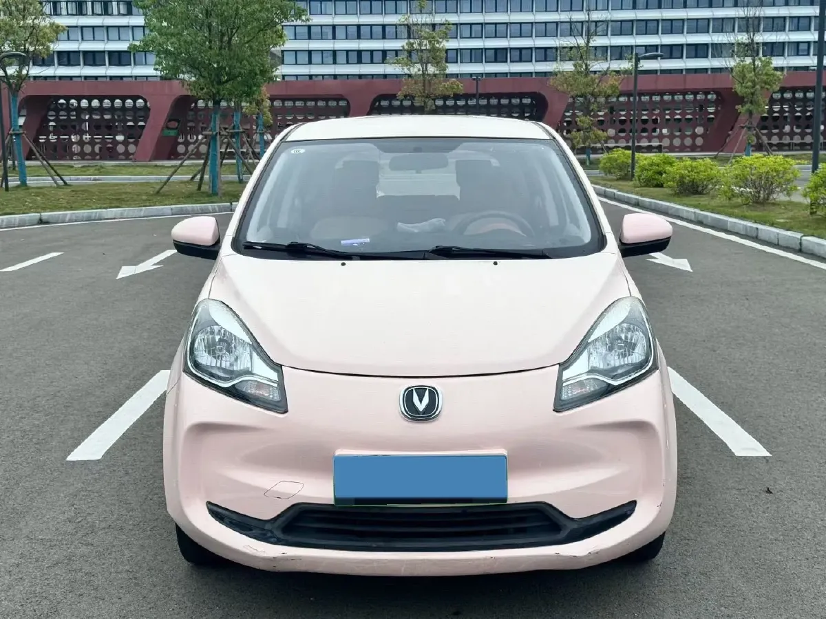 2020 ChangAn BenBen E-Star BEV 32.2KWH,autocango,china used car exporter,china ev exporter,chinese used car exporter,chinese used ev exporter