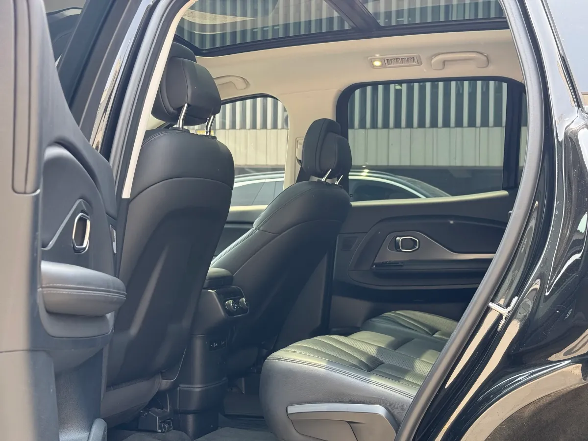 2018 NIO ES8 BEV 70KWH,autocango,china used car exporter,china ev exporter,chinese used car exporter,chinese used ev exporter