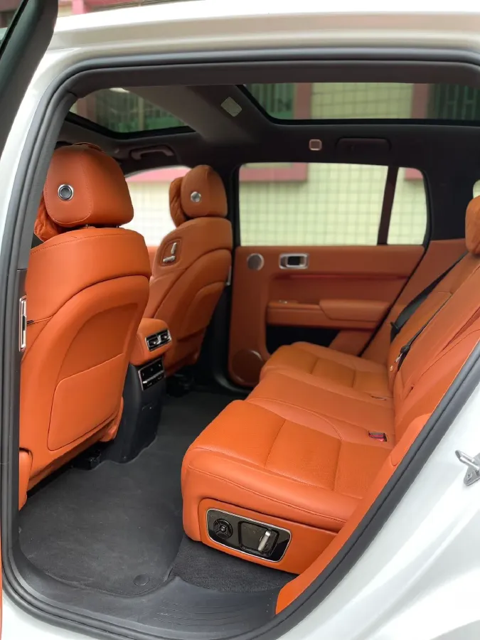 2023 Li L7 Range Extended 154HP REEV 40.9KWH,autocango,china used car exporter,china ev exporter,chinese used car exporter,chinese used ev exporter