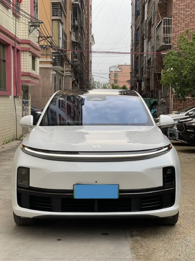 2023 Li L7 Range Extended 154HP REEV 40.9KWH,autocango,china used car exporter,china ev exporter,chinese used car exporter,chinese used ev exporter