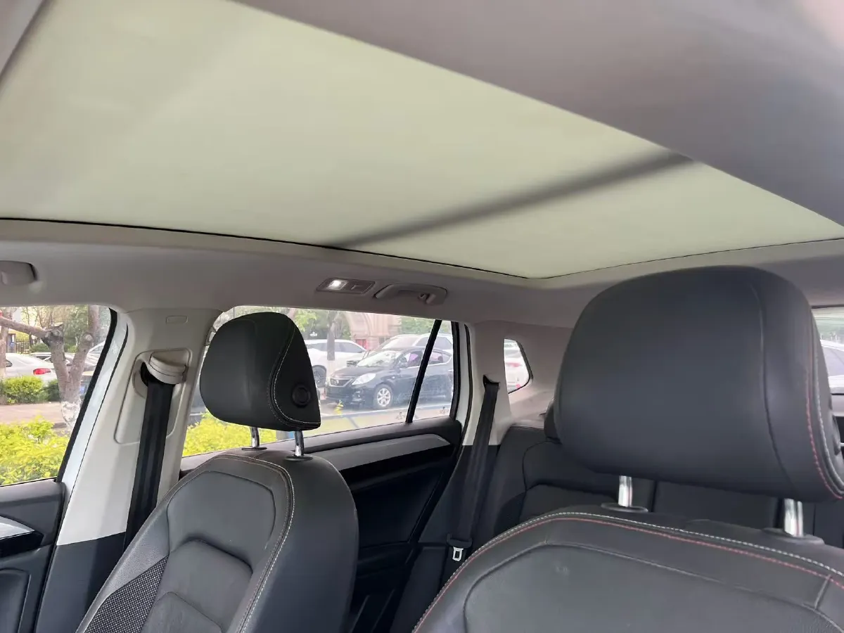 2019 Volkswagen Tayron 2.0T 186HP L4 7DCT,autocango,china used car exporter,china ev exporter,chinese used car exporter,chinese used ev exporter