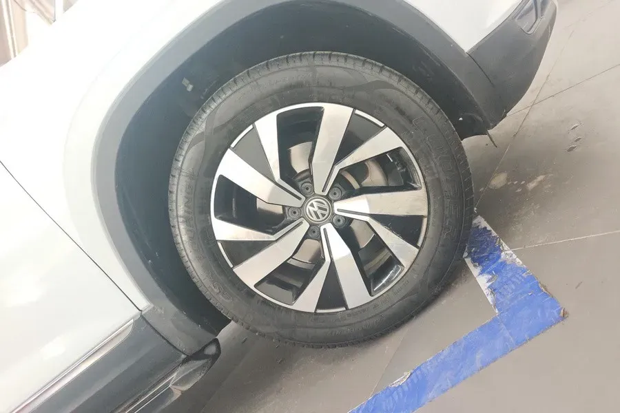 2019 Volkswagen Tayron 2.0T 186HP L4 7DCT,autocango,china used car exporter,china ev exporter,chinese used car exporter,chinese used ev exporter