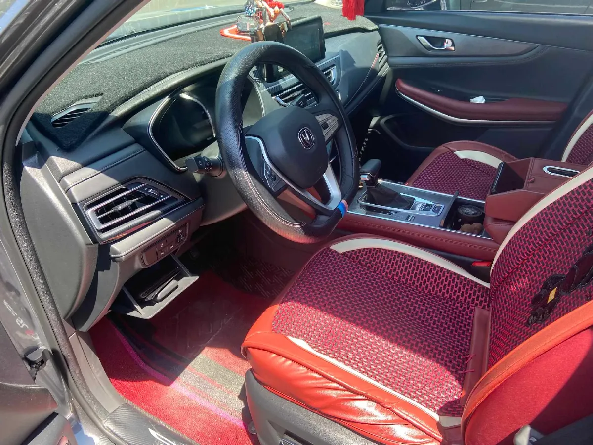 2022 ChangAn CS75 1.5T 180HP L4 7DCT,autocango,china used car exporter,china ev exporter,chinese used car exporter,chinese used ev exporter