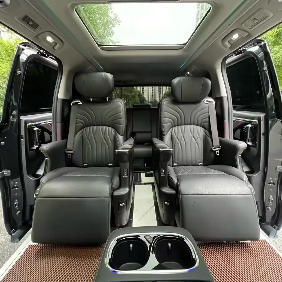 2023 GAC Trumpchi M8 2.0T 252HP L4 8AT,autocango,china used car exporter,china ev exporter,chinese used car exporter,chinese used ev exporter