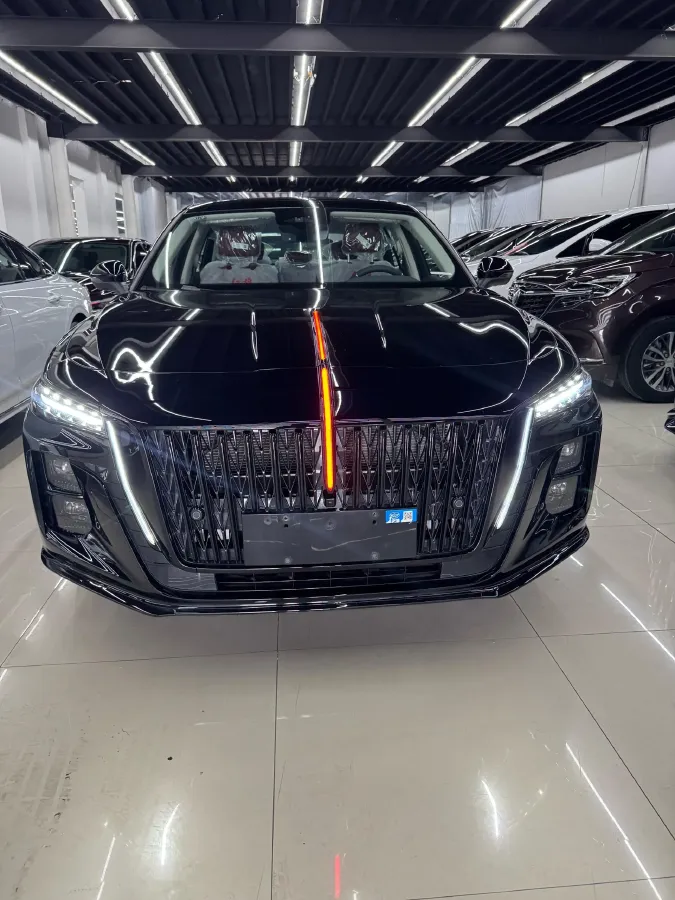 2025 HongQi H5 2.0T 224HP L4 8AT,autocango,china used car exporter,china ev exporter,chinese used car exporter,chinese used ev exporter