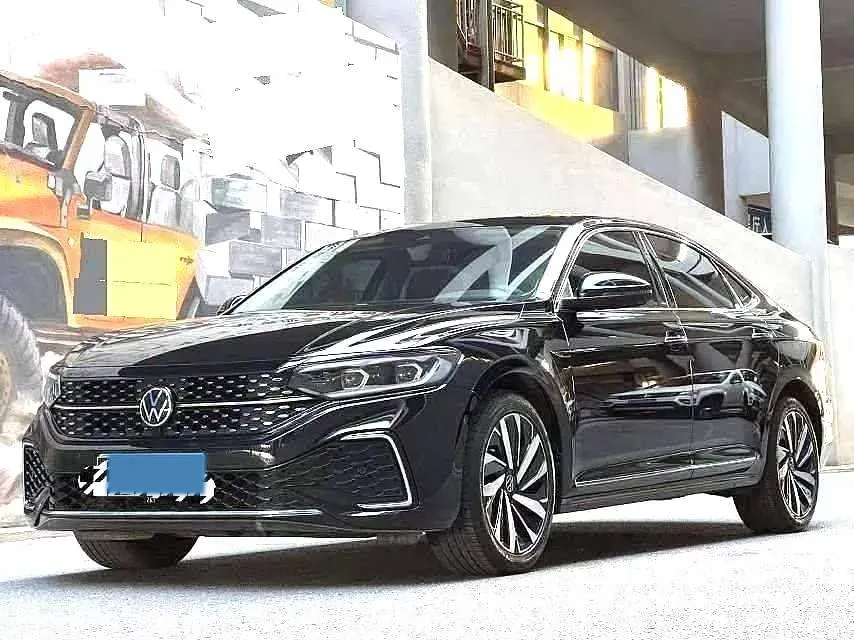 2022 Xpeng P7 BEV 60.2KWH,autocango,china used car exporter,china ev exporter,chinese used car exporter,chinese used ev exporter