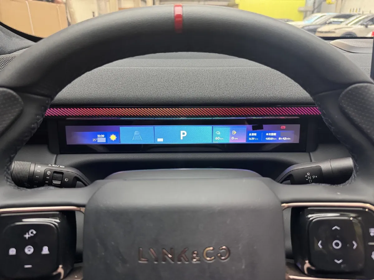 2025 LYNK&CO 900 2.0T 254HP L4 3DHT PHEV,autocango,china used car exporter,china ev exporter,chinese used car exporter,chinese used ev exporter