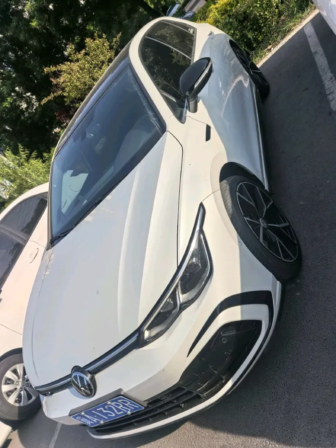 2023 Volkswagen Golf 1.4T 150HP L4 7DCT,autocango,china used car exporter,china ev exporter,chinese used car exporter,chinese used ev exporter