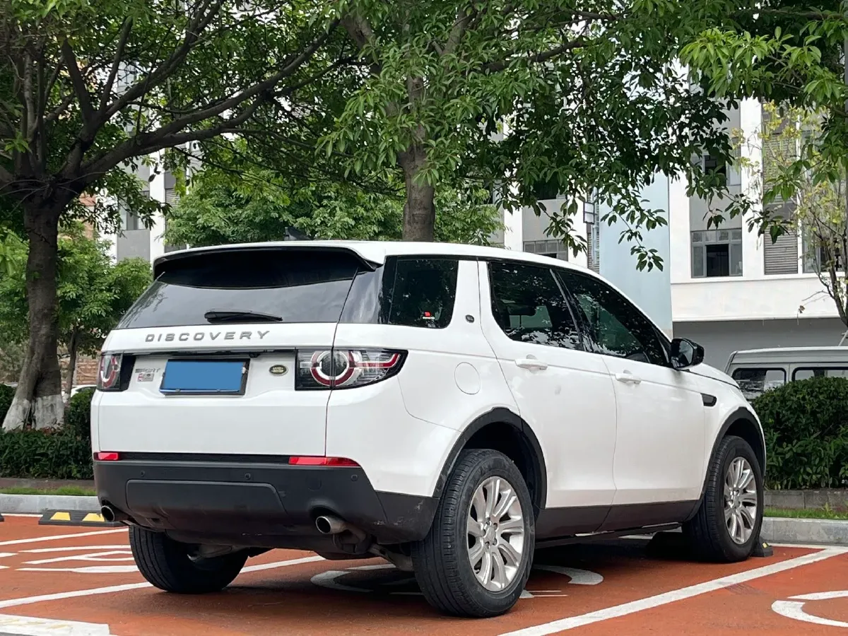 2019 Land Rover Discovery Sport 2.0T 241HP L4 9AT,autocango,china used car exporter,china ev exporter,chinese used car exporter,chinese used ev exporter