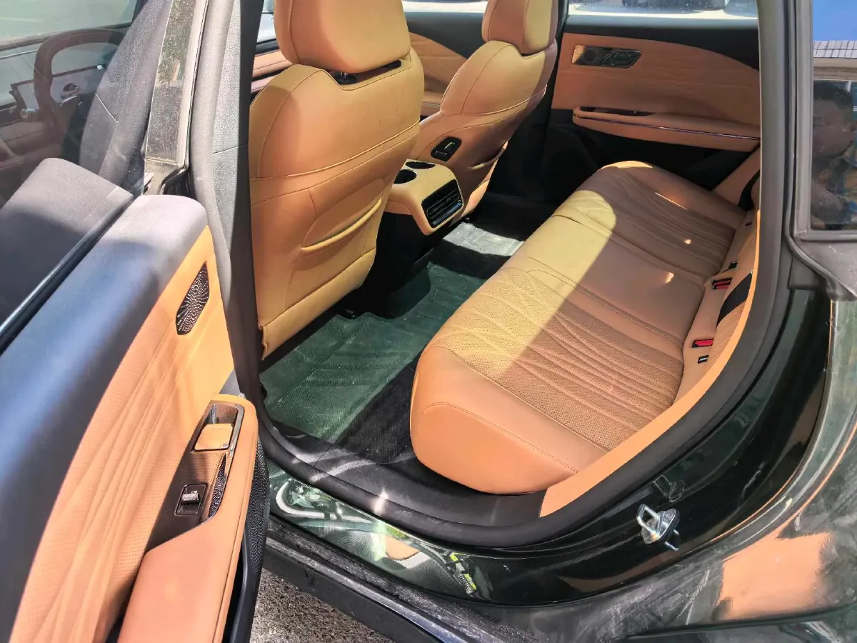 2025 Geely Galaxy Starshine 8 1.5L 112HP L4 1DHT PHEV,autocango,china used car exporter,china ev exporter,chinese used car exporter,chinese used ev exporter