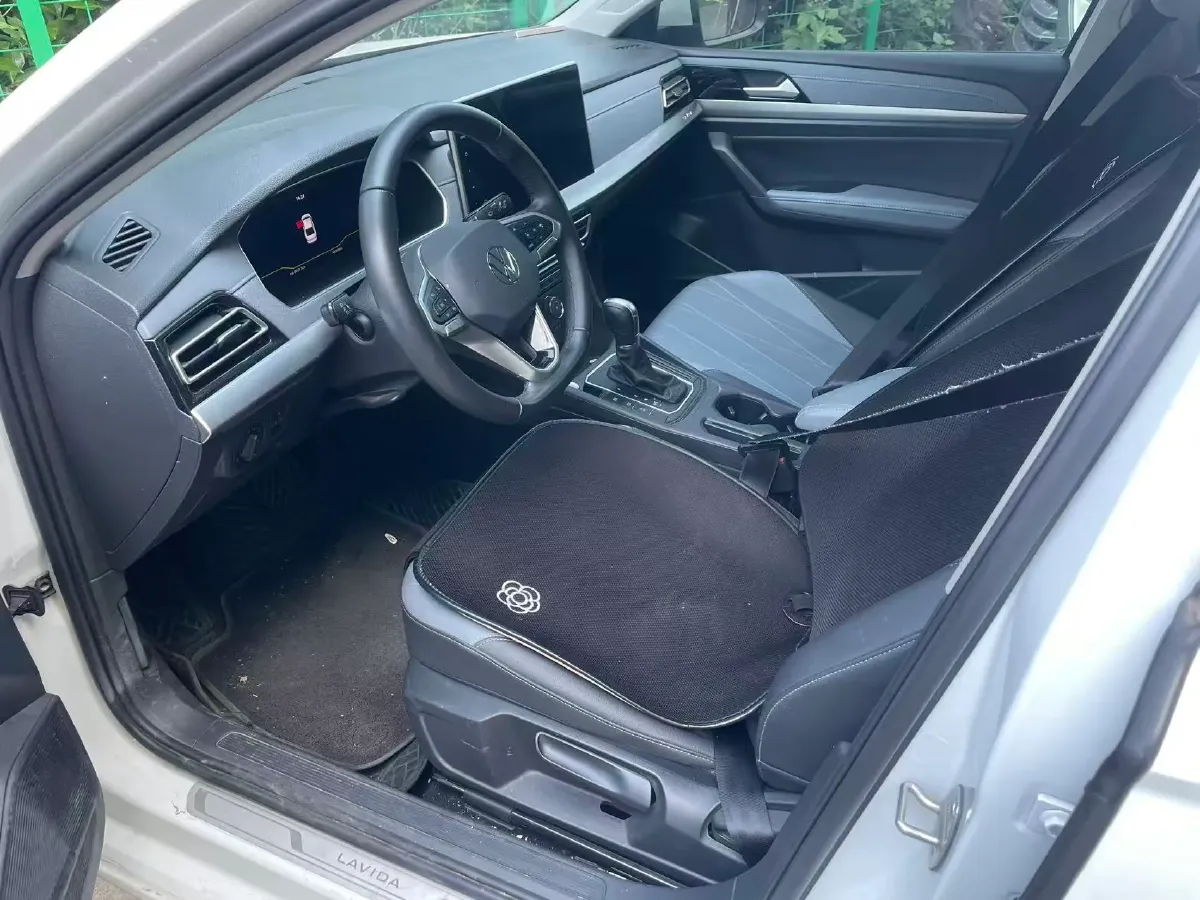 2023 Volkswagen Lavida 1.5L 113HP L4 6AT,autocango,china used car exporter,china ev exporter,chinese used car exporter,chinese used ev exporter