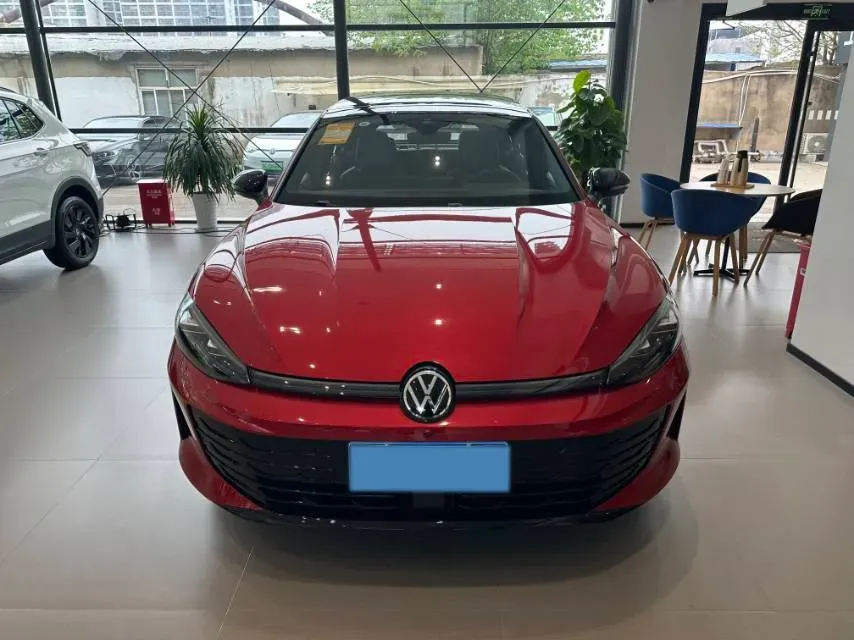 2026 Volkswagen Lamando 2.0T 220HP L4 7DCT,autocango,china used car exporter,china ev exporter,chinese used car exporter,chinese used ev exporter