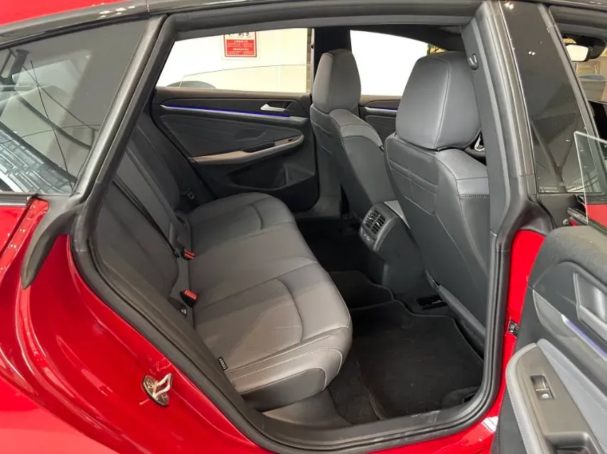 2026 Volkswagen Lamando 2.0T 220HP L4 7DCT,autocango,china used car exporter,china ev exporter,chinese used car exporter,chinese used ev exporter