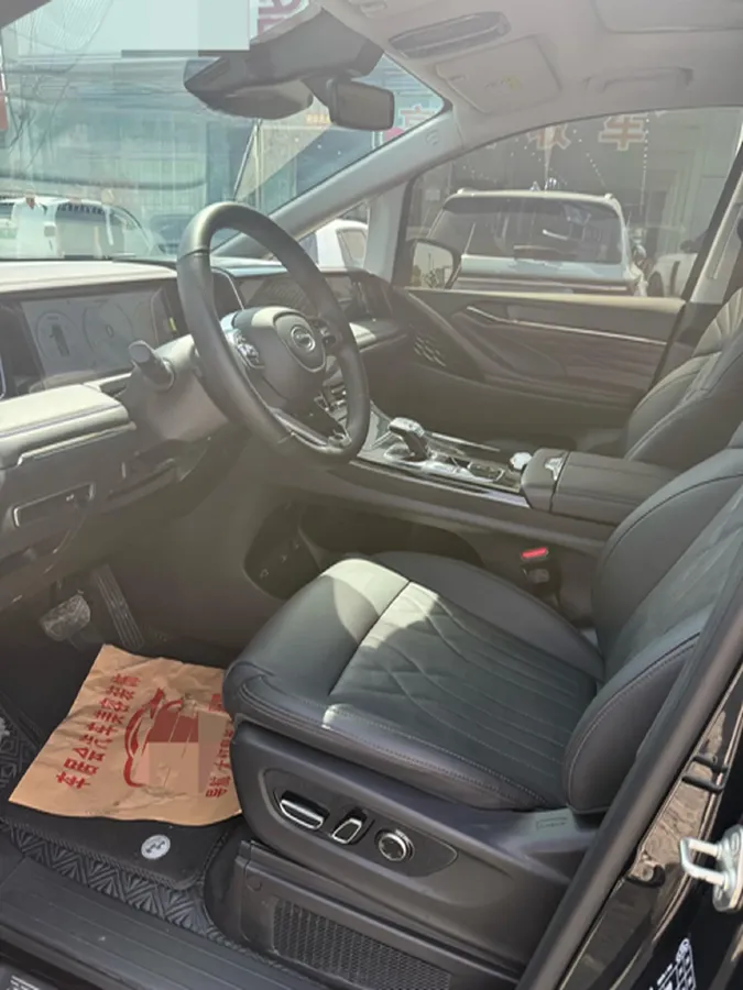 2024 GAC Trumpchi M8 2.0T 252HP L4 8AT,autocango,china used car exporter,china ev exporter,chinese used car exporter,chinese used ev exporter
