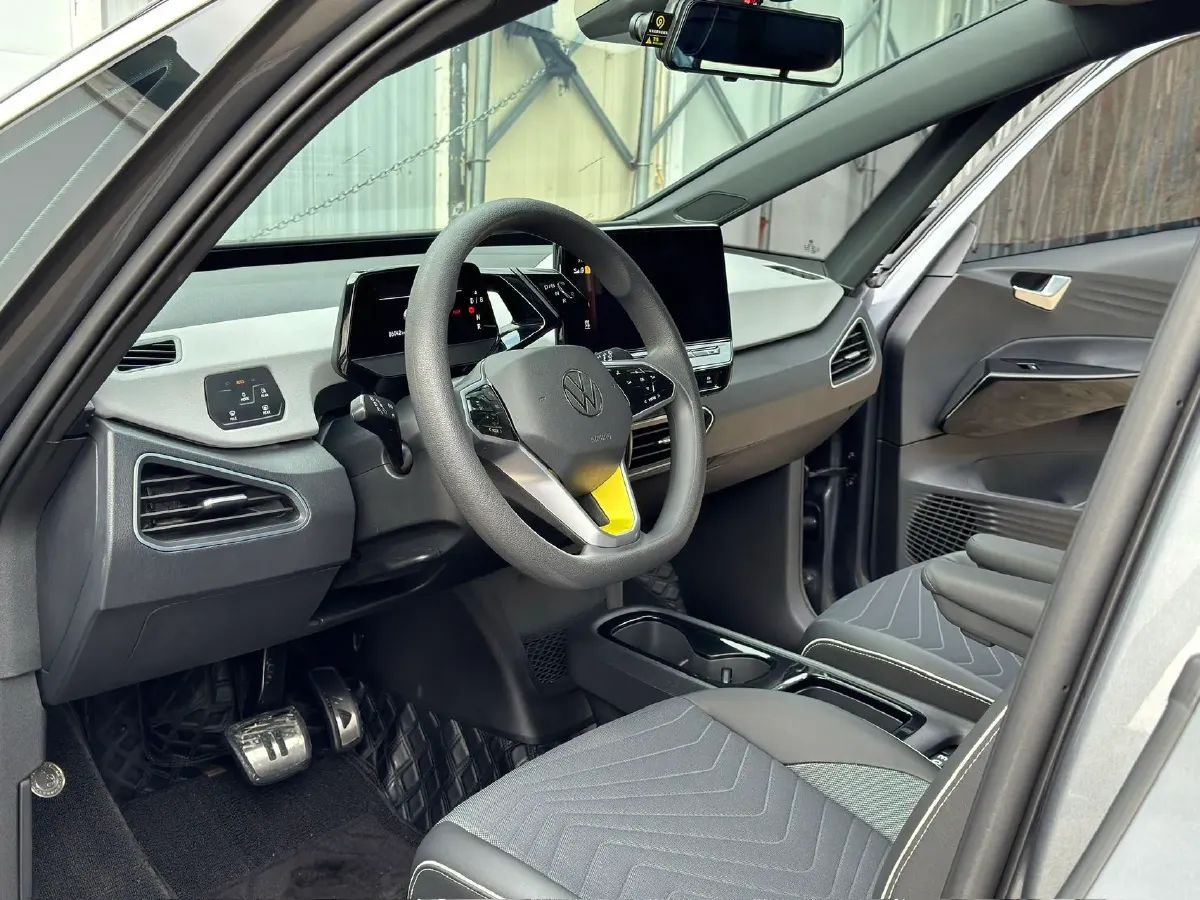 2023 Volkswagen ID.3 BEV 52.8KWH,autocango,china used car exporter,china ev exporter,chinese used car exporter,chinese used ev exporter
