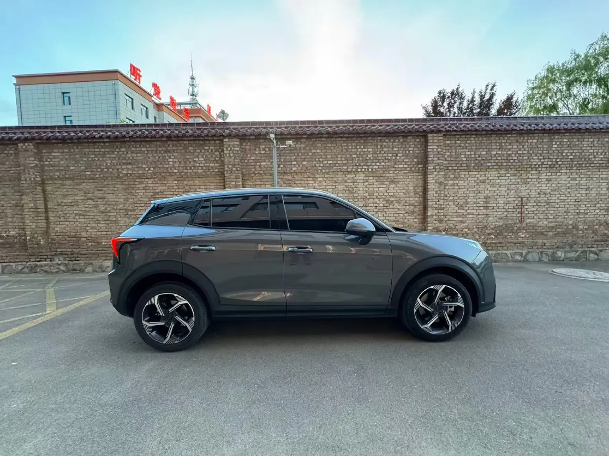 2023 LYNK&CO 06 1.5T 181HP L4 7DCT,autocango,china used car exporter,china ev exporter,chinese used car exporter,chinese used ev exporter