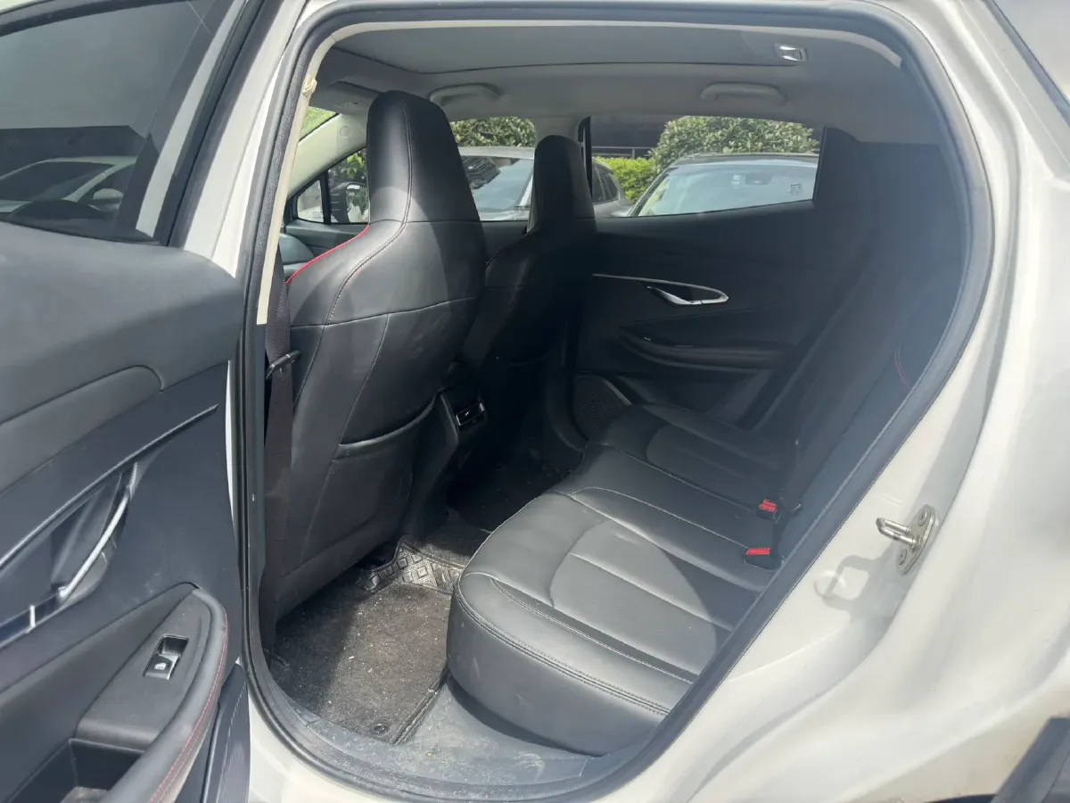 2020 ChangAn UNI-T 1.5T 180HP L4 7DCT,autocango,china used car exporter,china ev exporter,chinese used car exporter,chinese used ev exporter