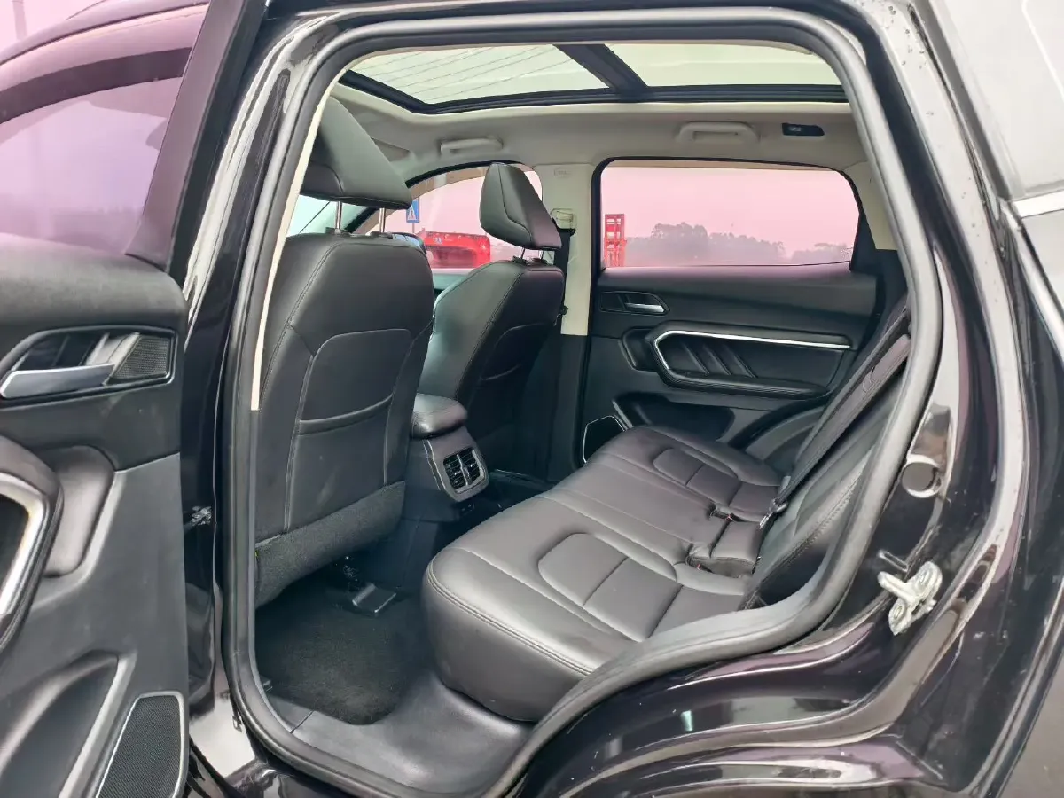 2018 Haval H6 2.0T 197HP L4 7DCT,autocango,china used car exporter,china ev exporter,chinese used car exporter,chinese used ev exporter