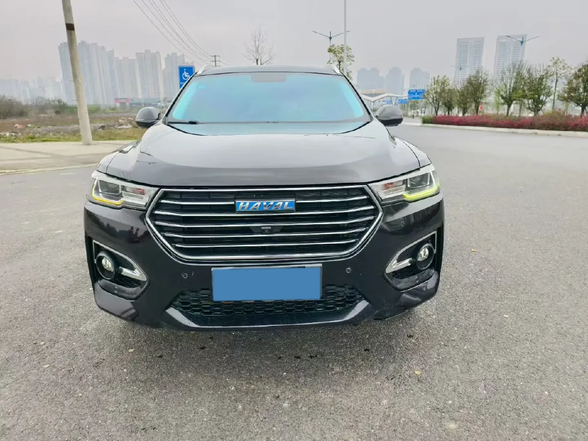 2018 Haval H6 2.0T 197HP L4 7DCT,autocango,china used car exporter,china ev exporter,chinese used car exporter,chinese used ev exporter