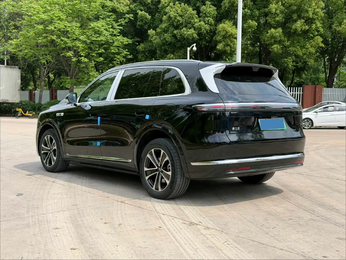 2024 AITO AITO M7 1.5T 152HP L4 REEV 40KWH,autocango,china used car exporter,china ev exporter,chinese used car exporter,chinese used ev exporter
