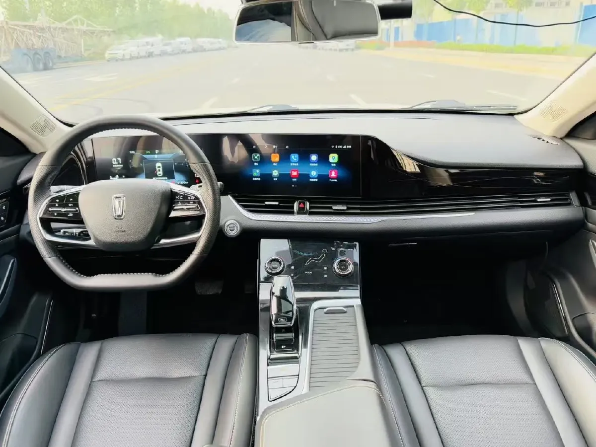 2021 Bestune B70 1.5T 169HP L4 7DCT,autocango,china used car exporter,china ev exporter,chinese used car exporter,chinese used ev exporter