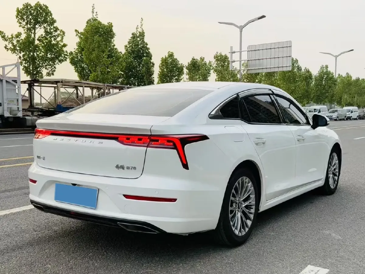 2021 Bestune B70 1.5T 169HP L4 7DCT,autocango,china used car exporter,china ev exporter,chinese used car exporter,chinese used ev exporter