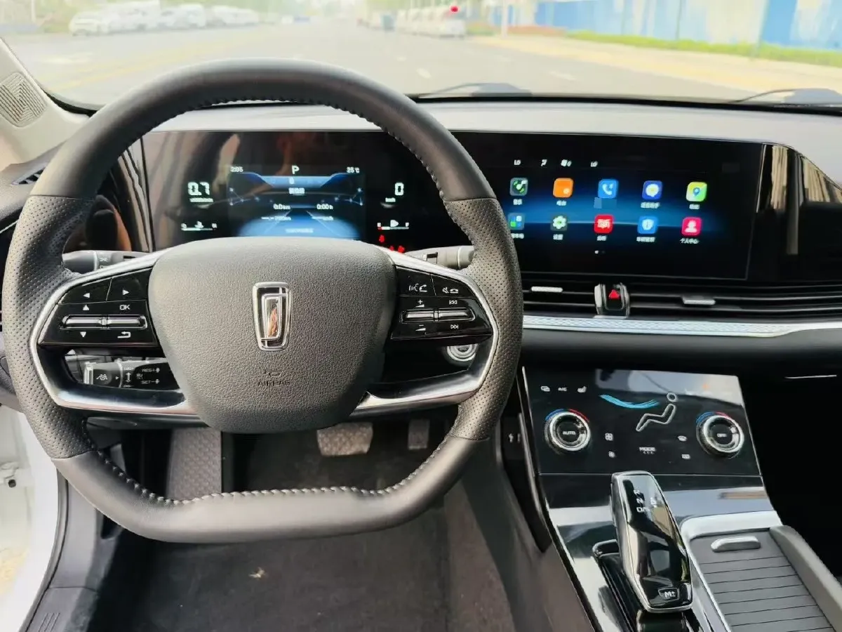 2021 Bestune B70 1.5T 169HP L4 7DCT,autocango,china used car exporter,china ev exporter,chinese used car exporter,chinese used ev exporter